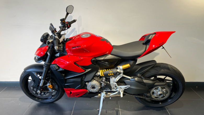 Ducati Streetfighter V2 (22MY)